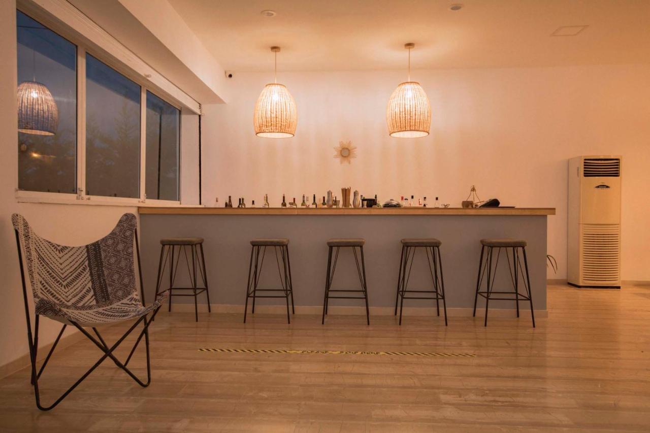 מוראיטיקה Olive Grove Suites Boutique Hotel מראה חיצוני תמונה
