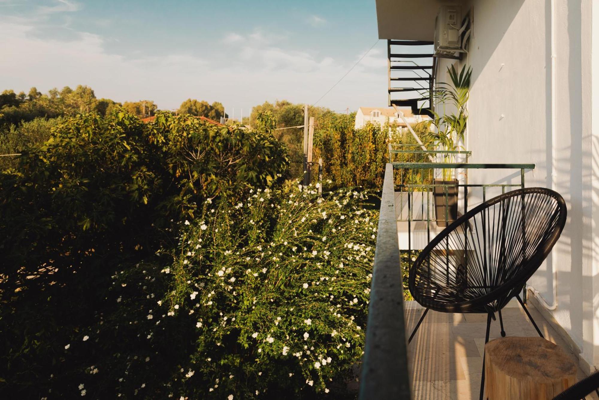 מוראיטיקה Olive Grove Suites Boutique Hotel מראה חיצוני תמונה