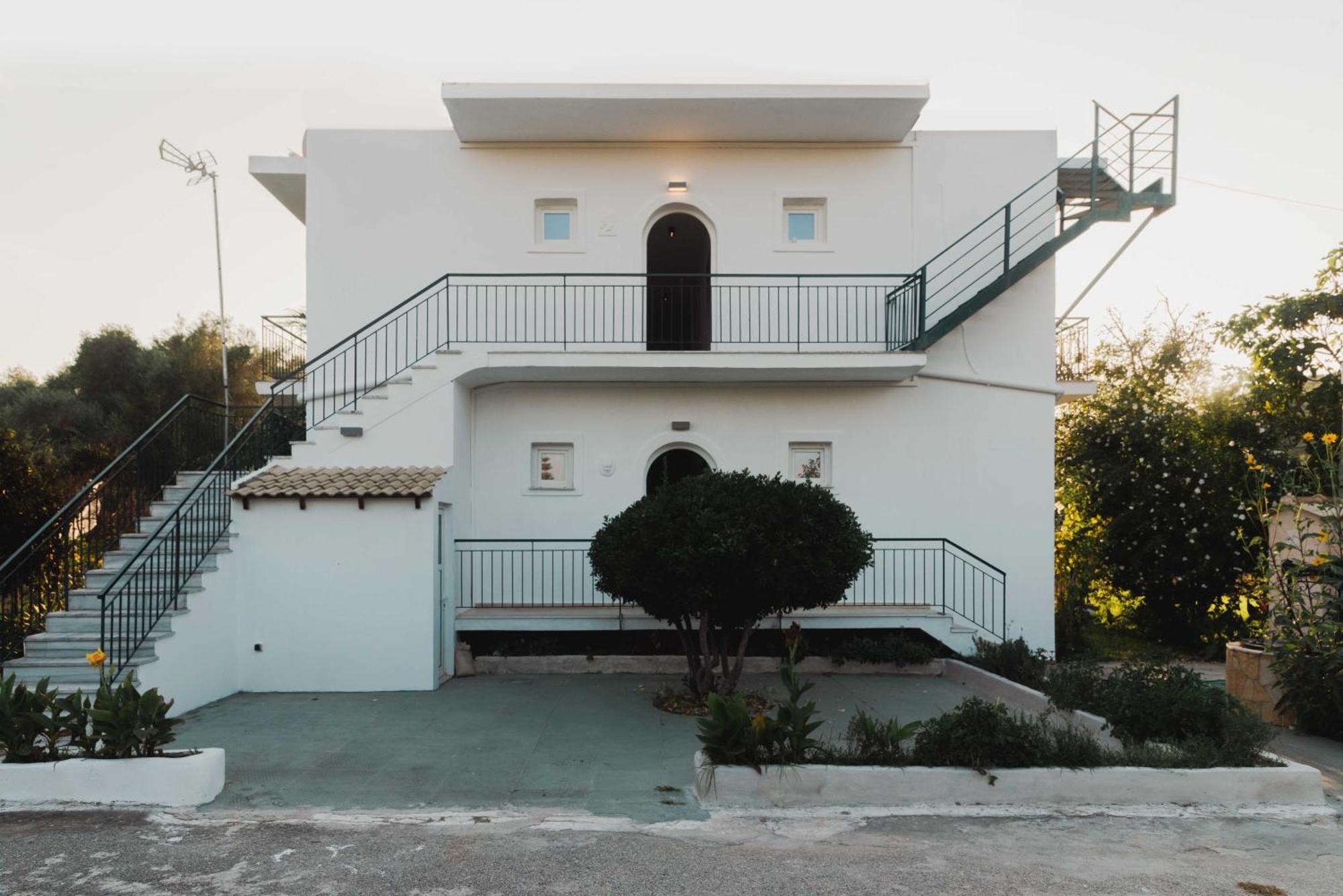 מוראיטיקה Olive Grove Suites Boutique Hotel מראה חיצוני תמונה