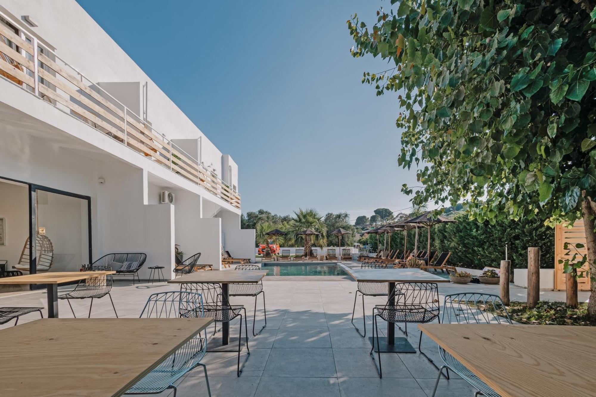 מוראיטיקה Olive Grove Suites Boutique Hotel מראה חיצוני תמונה