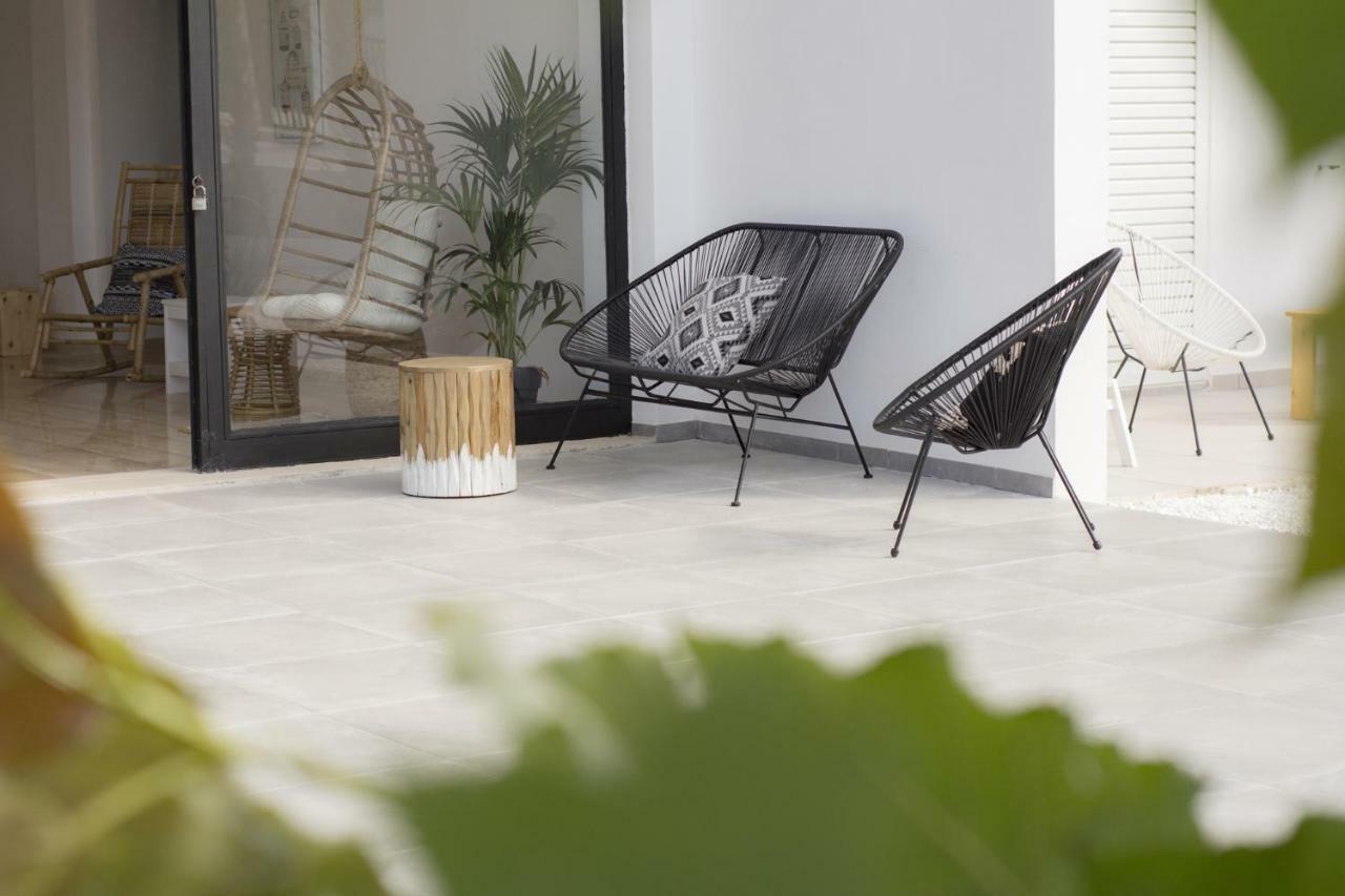 מוראיטיקה Olive Grove Suites Boutique Hotel מראה חיצוני תמונה