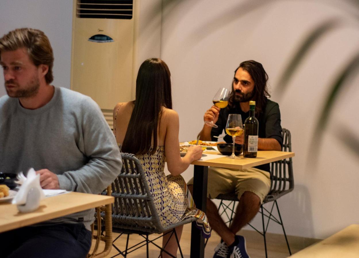 מוראיטיקה Olive Grove Suites Boutique Hotel מראה חיצוני תמונה