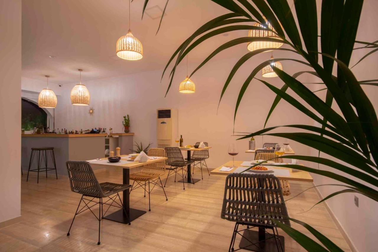 מוראיטיקה Olive Grove Suites Boutique Hotel מראה חיצוני תמונה